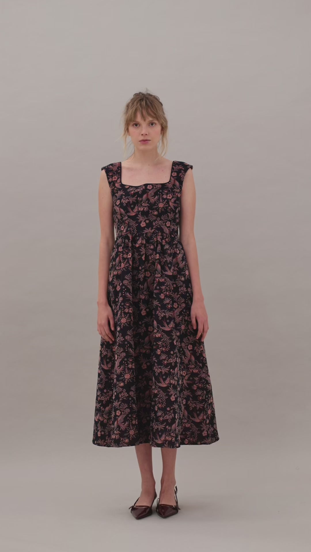 MAYKA - VESTIDO MIDI ESTAMPADO