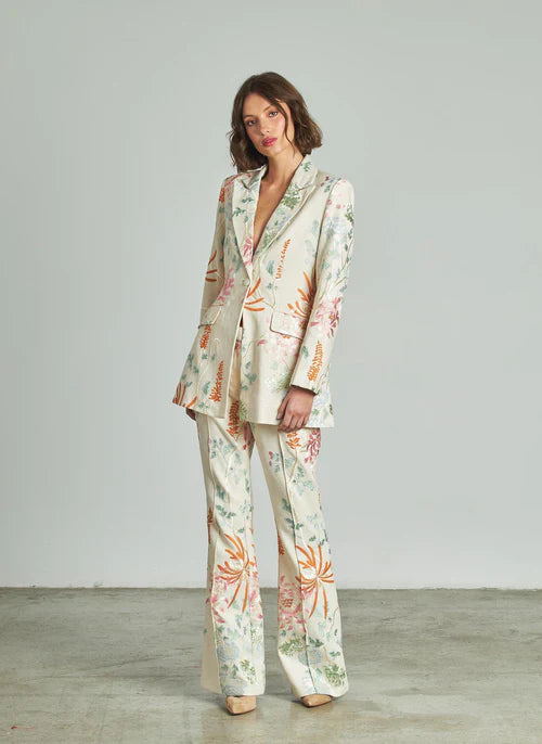 ESTHER - CONJUNTO BORDADO DE BLAZER Y PANTALÓN