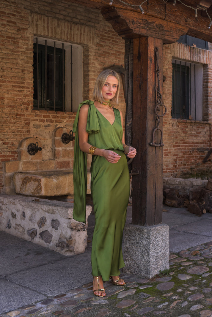 EVANGELINA - VESTIDO LARGO FLUIDO CON LAZADA