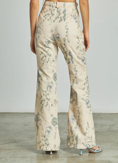 ESTHER - CONJUNTO BORDADO DE BLAZER Y PANTALÓN
