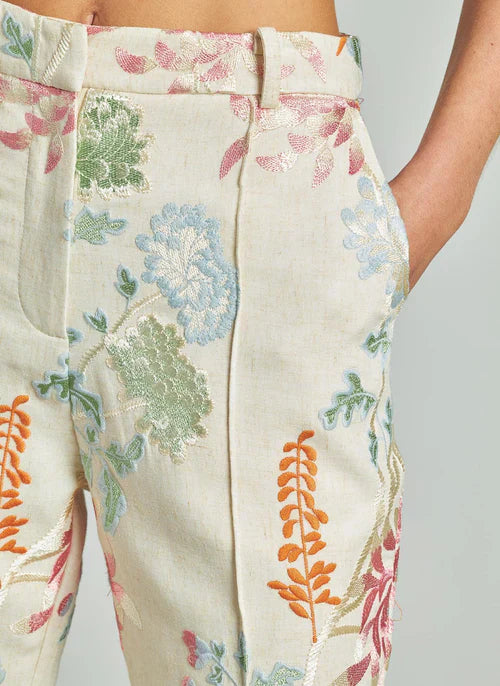 ESTHER - CONJUNTO BORDADO DE BLAZER Y PANTALÓN