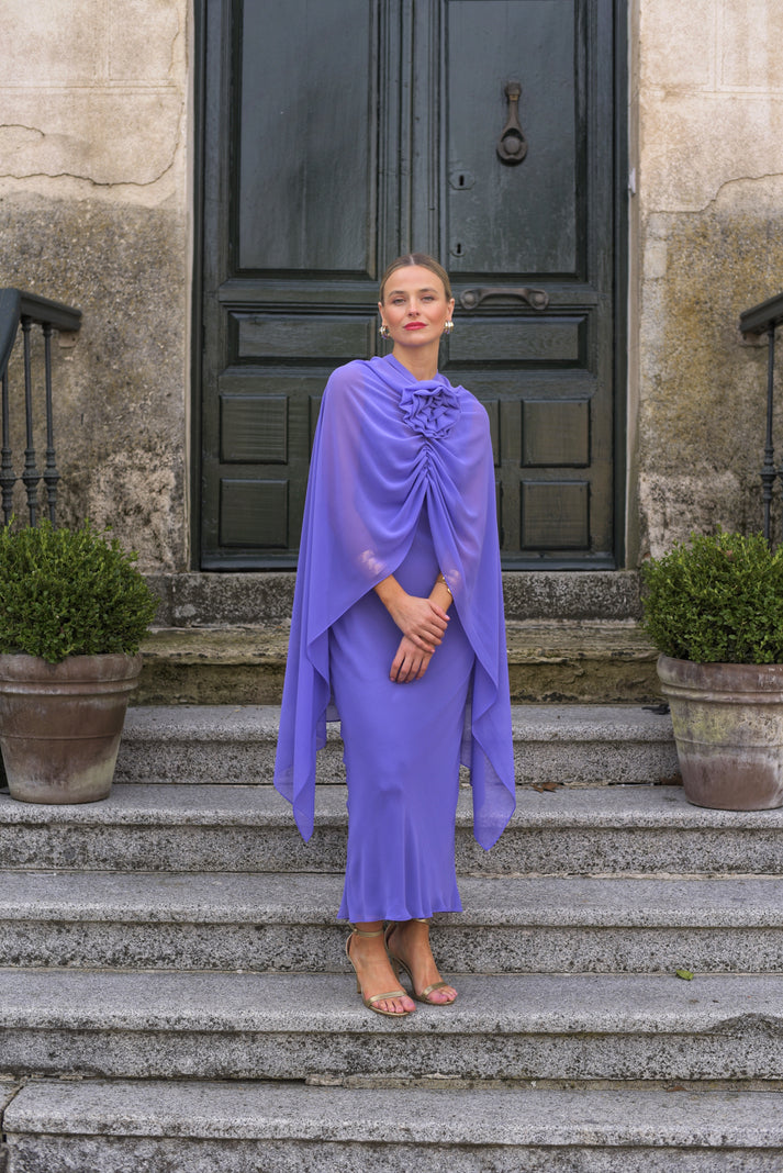ANGELA - VESTIDO CON CAPITA MULTIPOSICIÓN