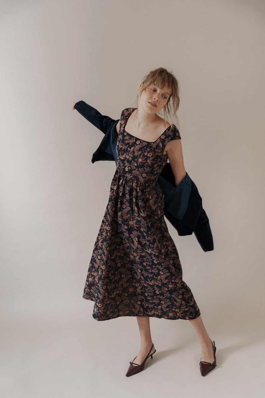 MAYKA - VESTIDO MIDI ESTAMPADO