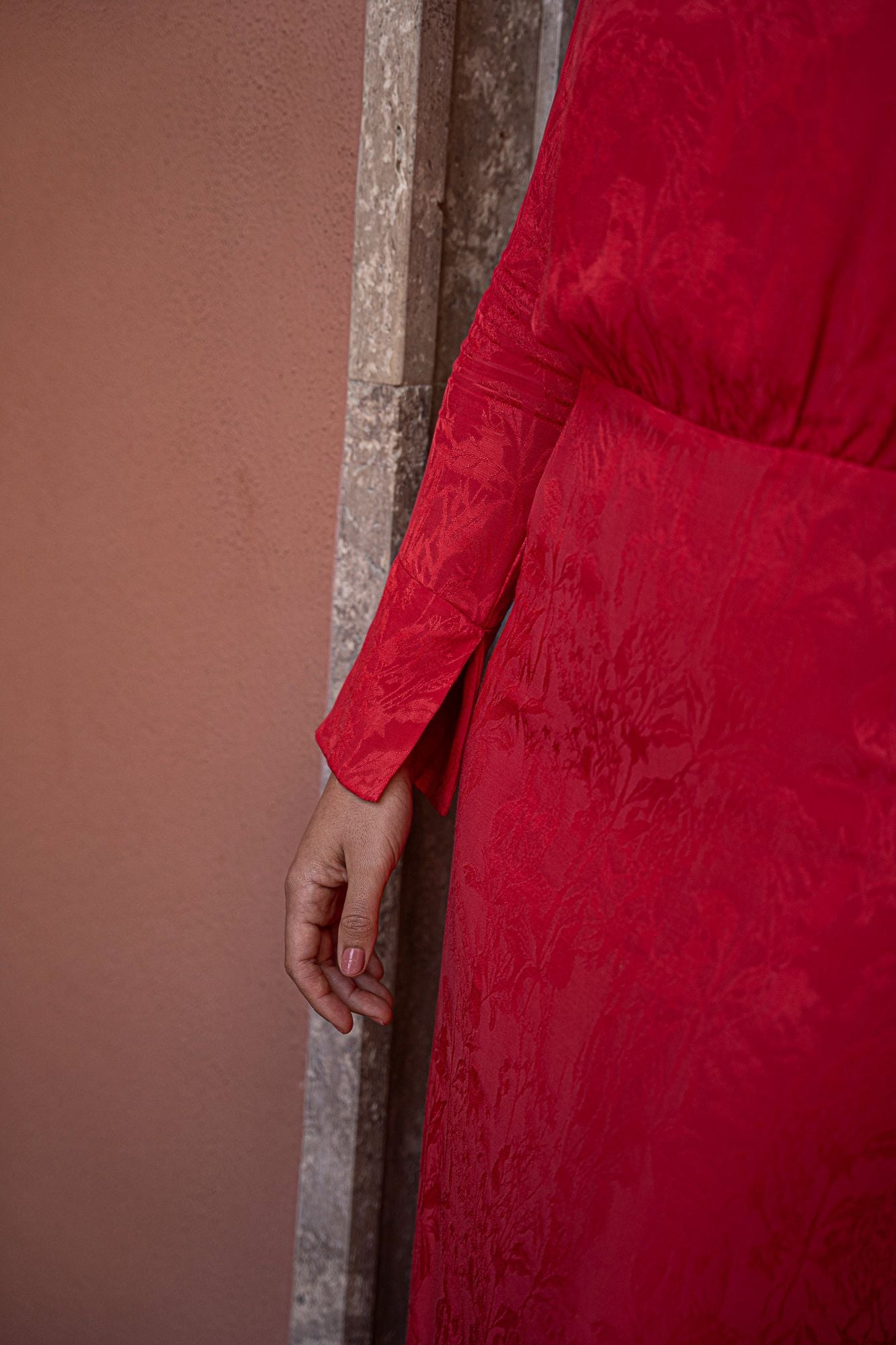 AMAPOLA - VESTIDO JACQUARD ASIMÉTRICO