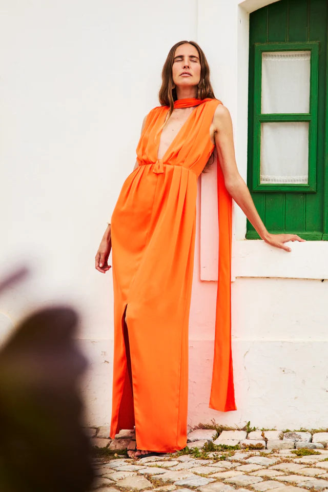 PRIMITIVA - VESTIDO LARGO CON ESCOTE HALTER