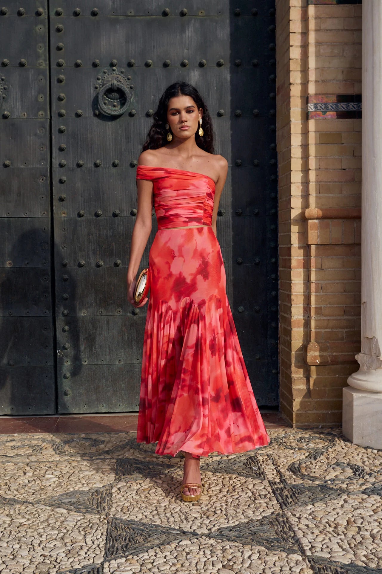 DOROTEA - CONJUNTO DE TOP DRAPEADO Y FALDA FLUIDA
