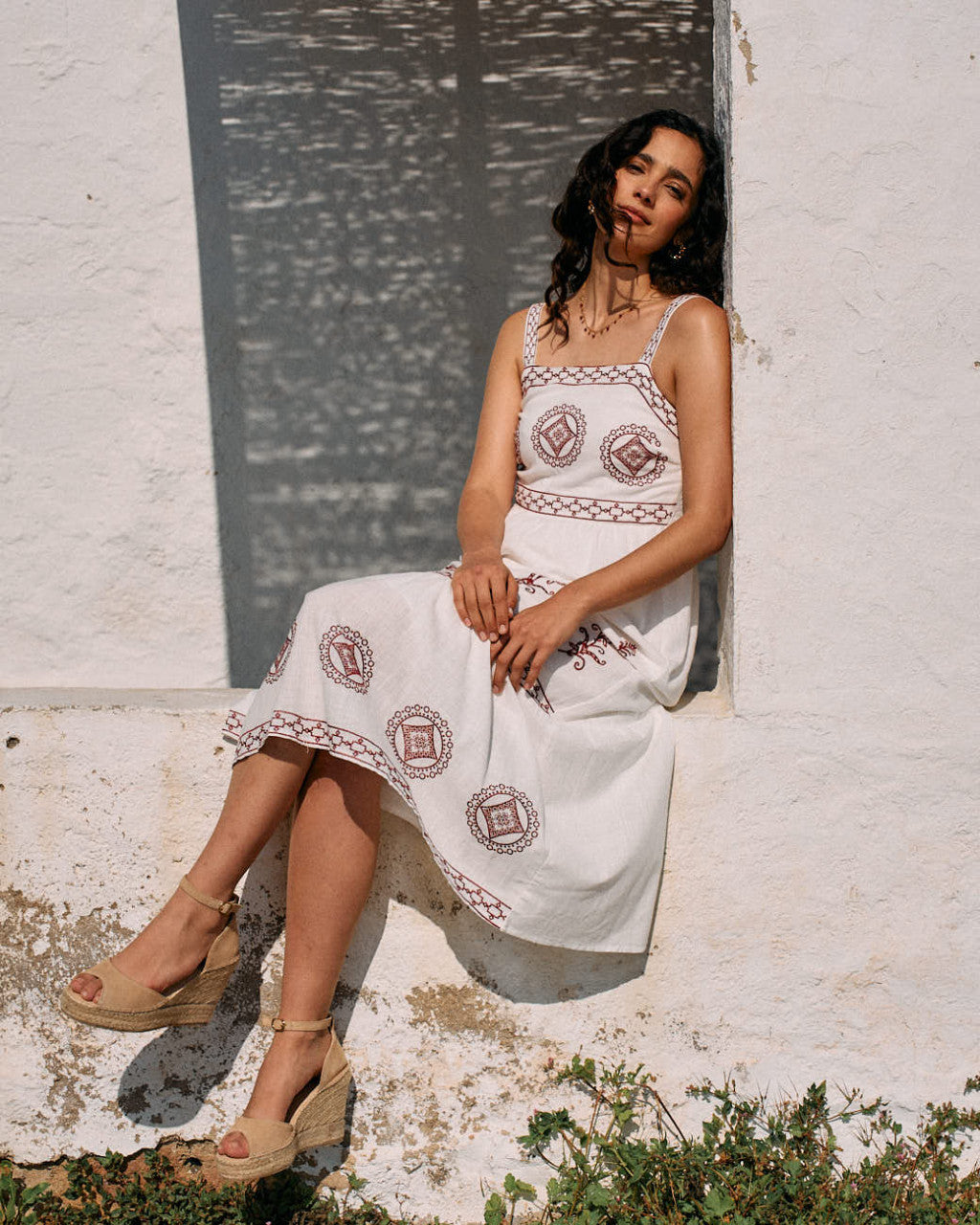 HERMELINDA - VESTIDO LARGO CON BORDADOS