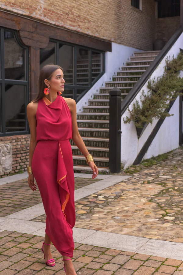 MARIHU - CONJUNTO CON CUELLO DRAPEADO Y FALDA CON VOLANTE