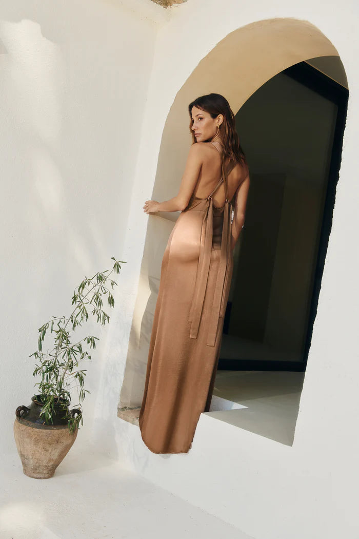 ÁMBAR - VESTIDO LARGO DE RASO CON LAZADAS