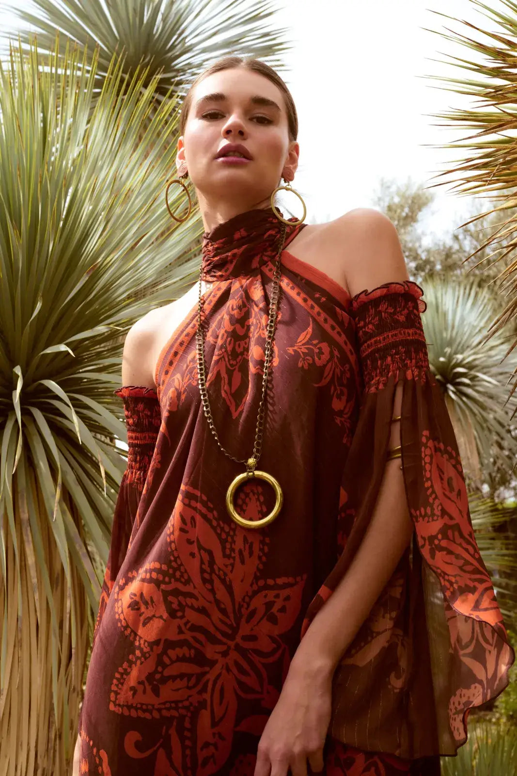 KEYLA - VESTIDO MIDI CON CUELLO HALTER