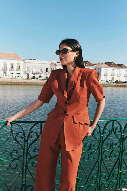 PILAR - CONJUNTO DE CHAQUETA Y PANTALÓN