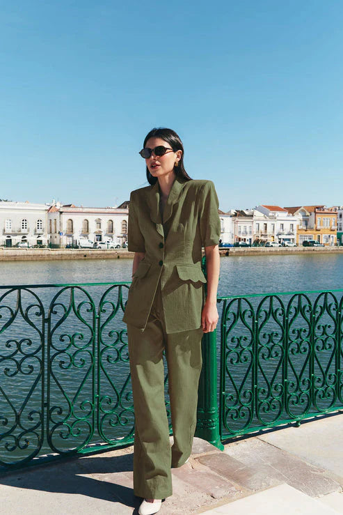 PILAR - CONJUNTO DE CHAQUETA Y PANTALÓN