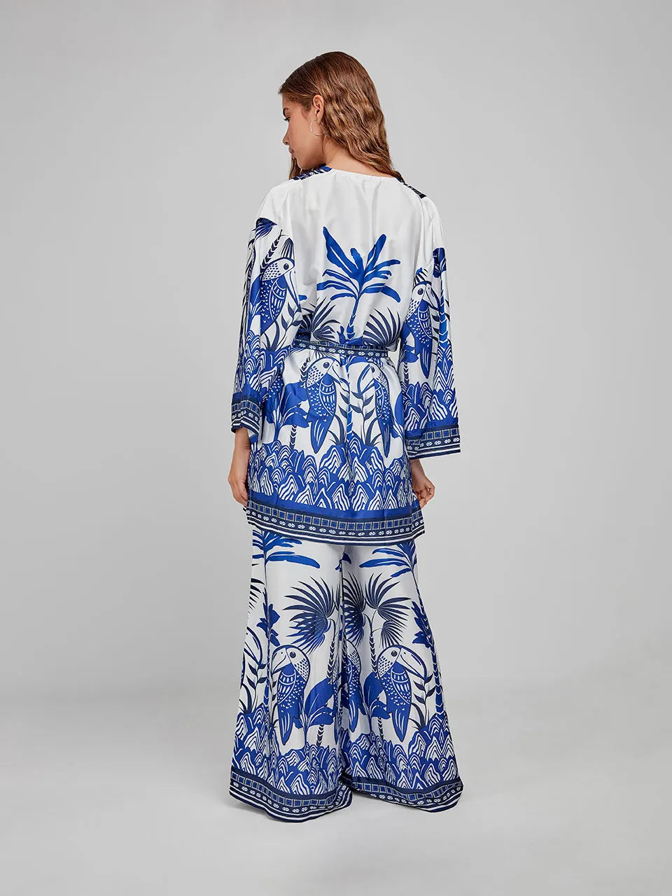 PAMELA - CONJUNTO DE KIMONO Y PANTALÓN