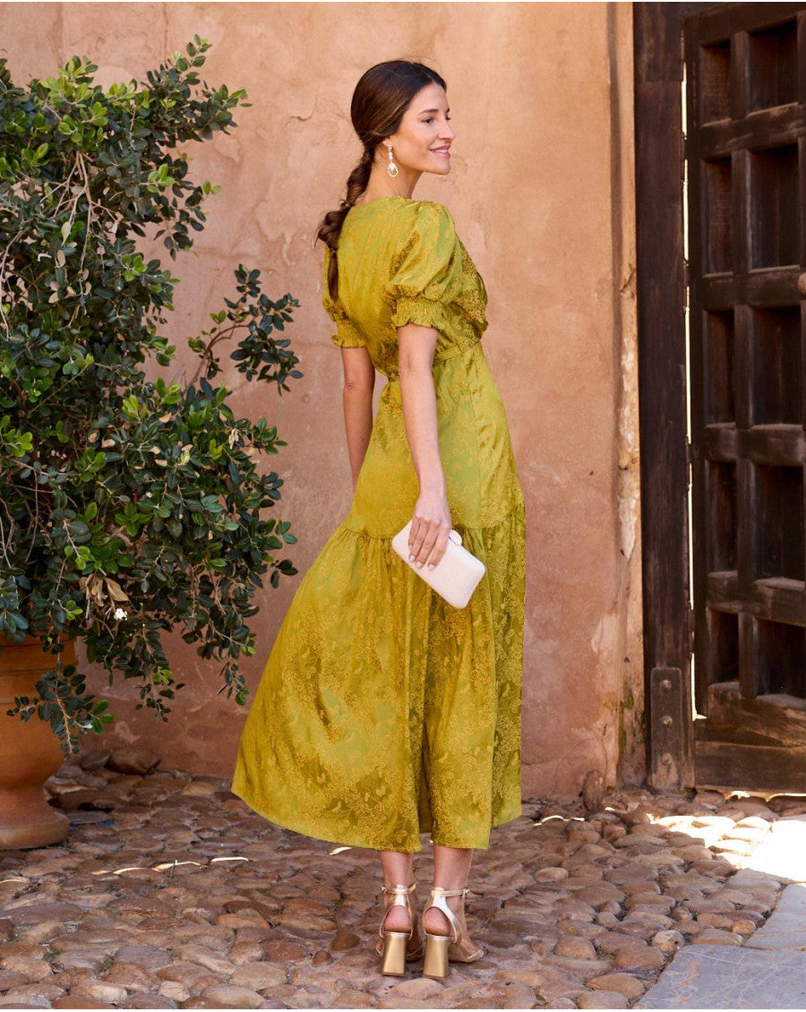 CORAL - VESTIDO CON ESCOTE EN V